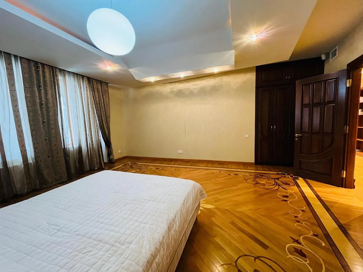 7 Rooms Premium Sea View Aparment Baku Azerbaijan